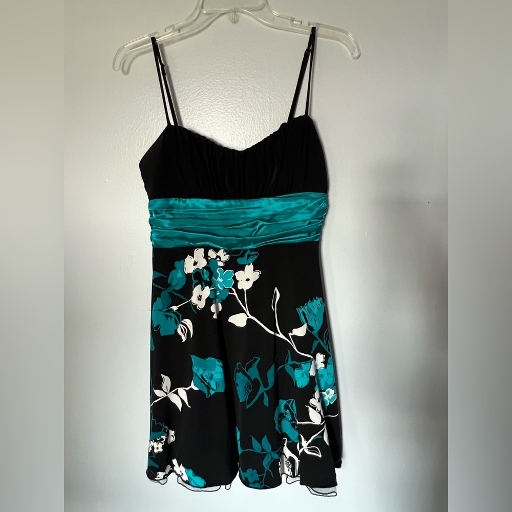 Speechless junior sized M dress